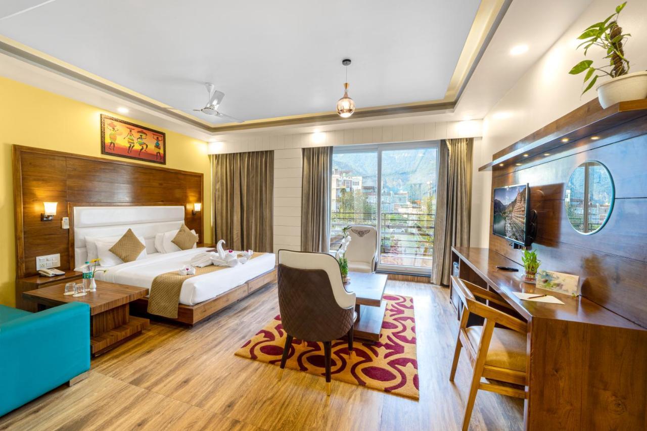 Hotel Divine Lakshmi Ganga Rishīkesh Dış mekan fotoğraf