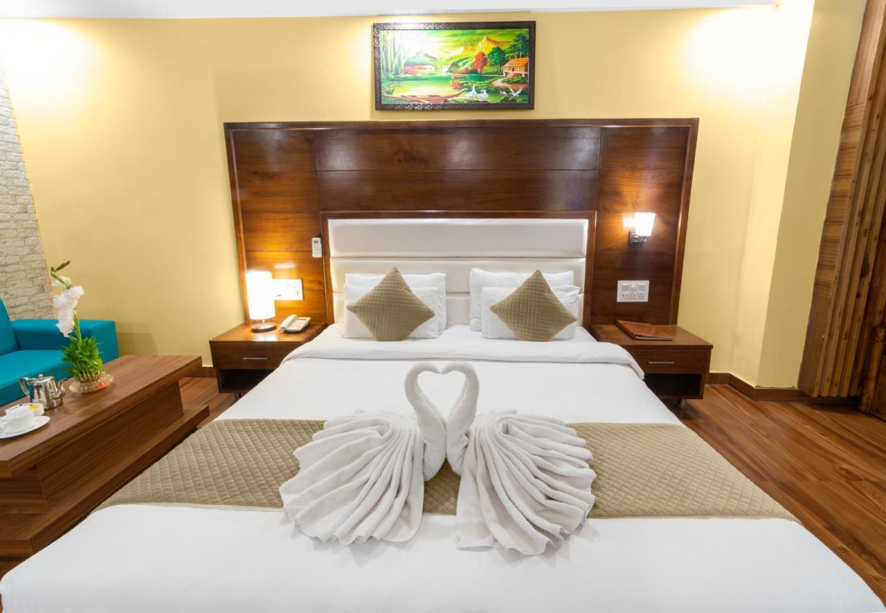 Hotel Divine Lakshmi Ganga Rishīkesh Dış mekan fotoğraf