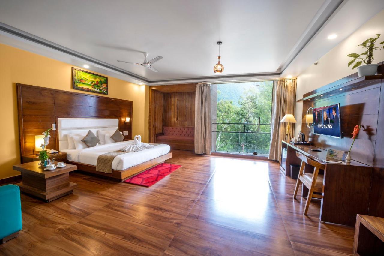 Hotel Divine Lakshmi Ganga Rishīkesh Dış mekan fotoğraf
