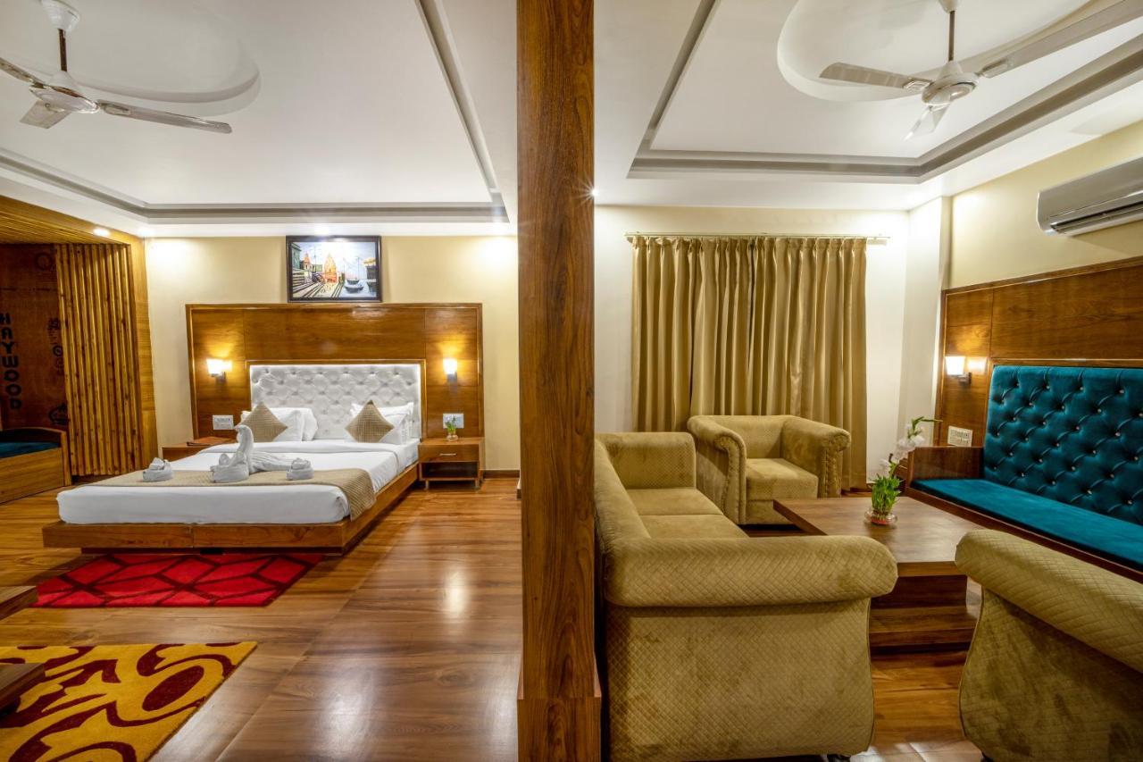 Hotel Divine Lakshmi Ganga Rishīkesh Dış mekan fotoğraf