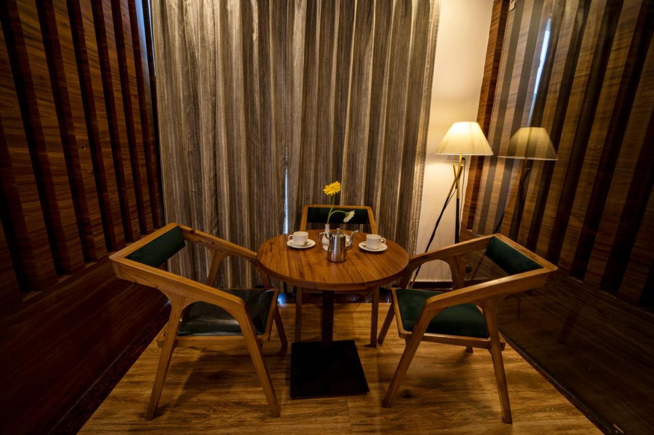 Hotel Divine Lakshmi Ganga Rishīkesh Dış mekan fotoğraf