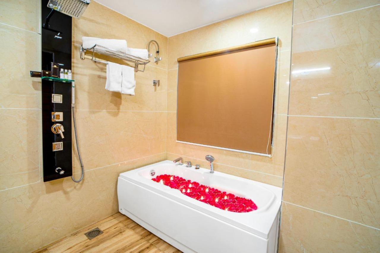 Hotel Divine Lakshmi Ganga Rishīkesh Dış mekan fotoğraf