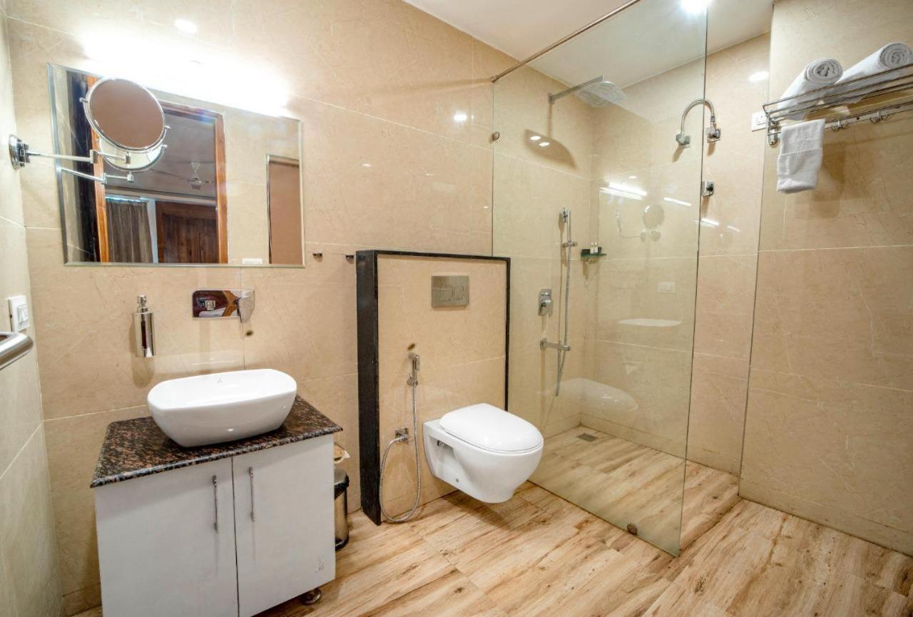 Hotel Divine Lakshmi Ganga Rishīkesh Dış mekan fotoğraf