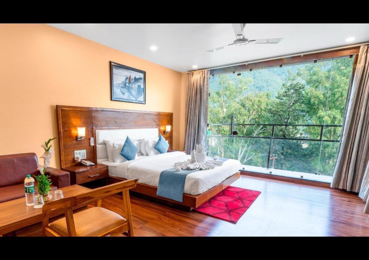 Hotel Divine Lakshmi Ganga Rishīkesh Dış mekan fotoğraf
