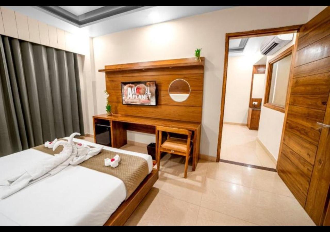 Hotel Divine Lakshmi Ganga Rishīkesh Dış mekan fotoğraf