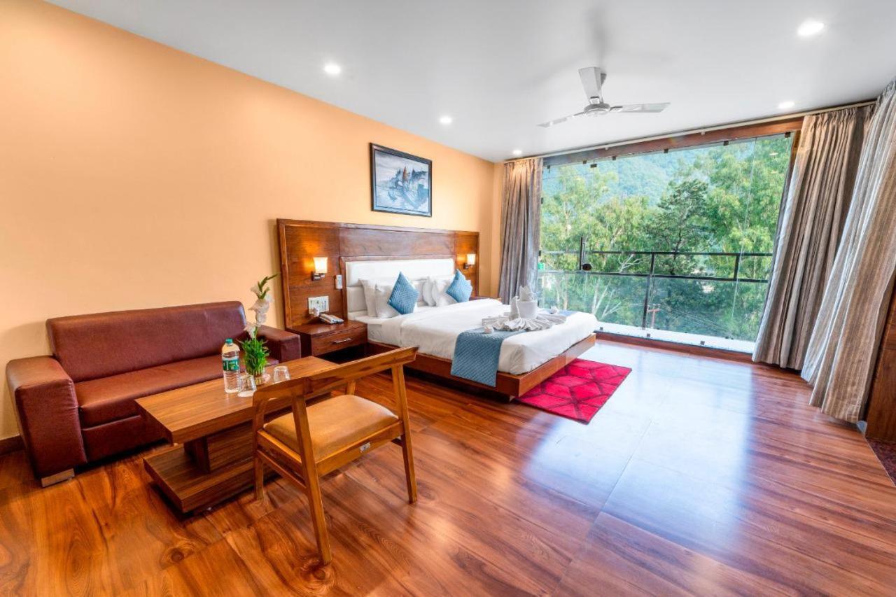 Hotel Divine Lakshmi Ganga Rishīkesh Dış mekan fotoğraf